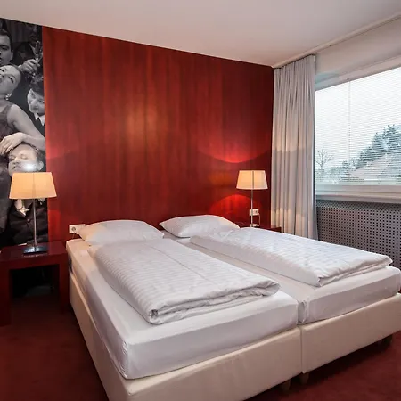 Am Neutor Zentrum 4*