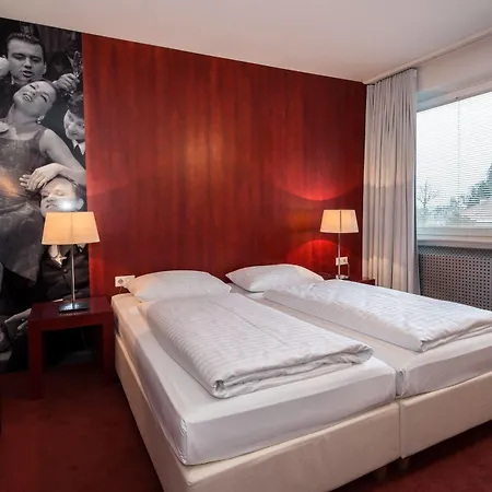 Am Neutor Zentrum Hotel 4*