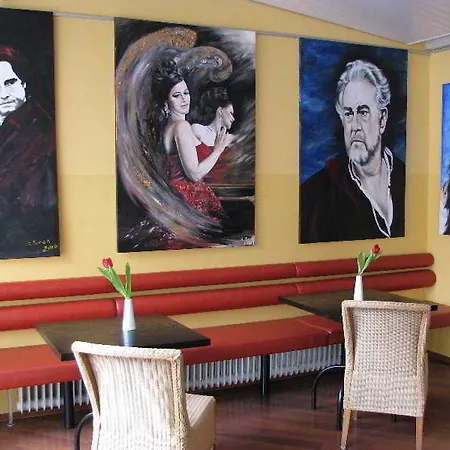 מלון Am Neutor Zentrum