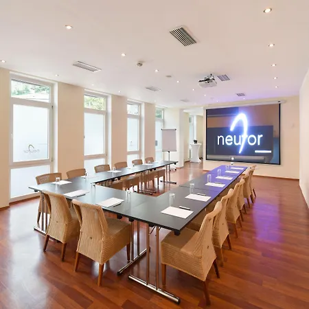 מלון Am Neutor Zentrum