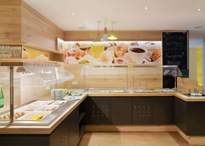 Hotell Am Neutor Zentrum